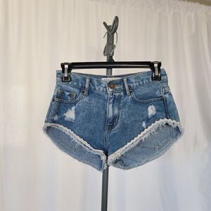 Bullhead juniors high rise Distressed denim shorts size 0
